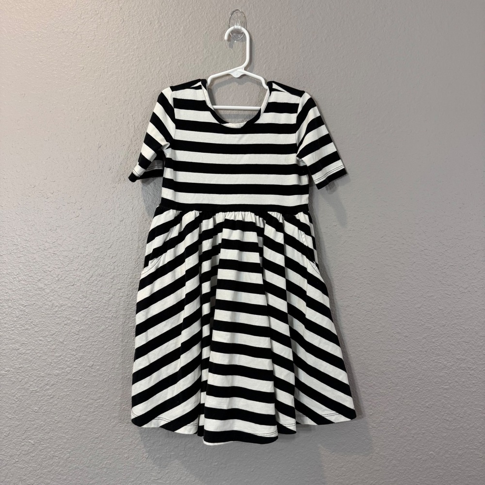 Hanna Andersson Girl's Size 6-7 120cm Black Striped Short Sleeve Pocket Dress